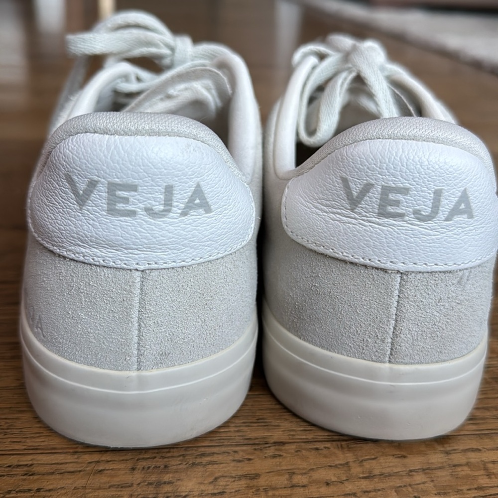 VEJA Campo Suede Sneakers, Natural White, Size US10/EUR43 - Picture 5 of 9
